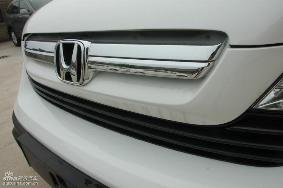 CR-V2.4尊贵版AT外观