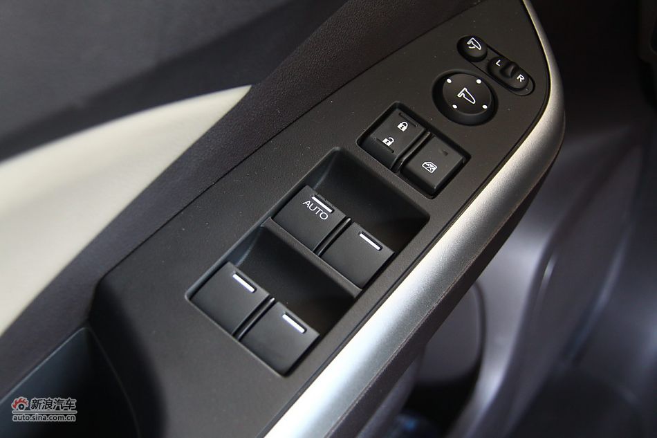2012款CR-V 2.4VTi-S