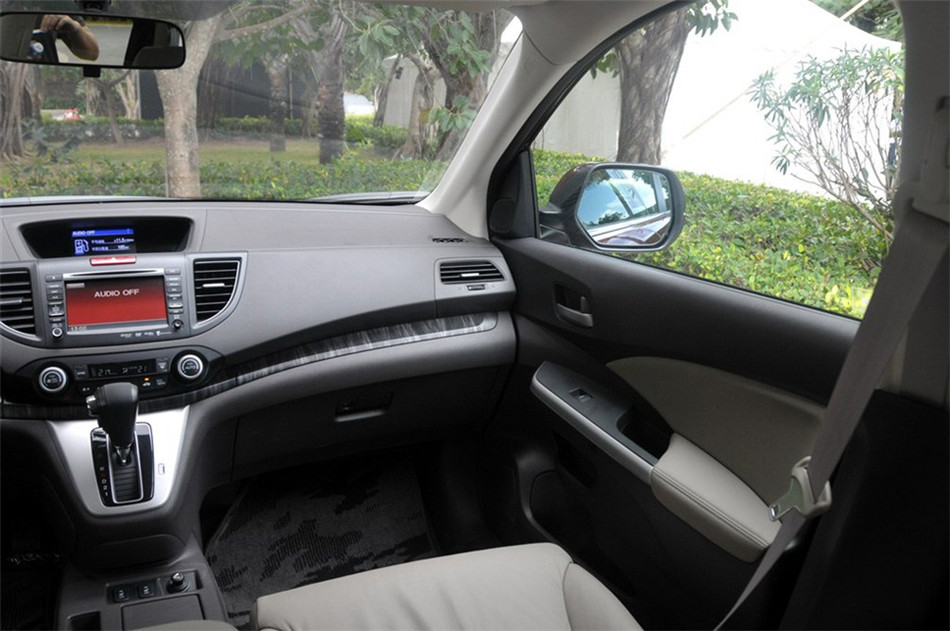 2012款CR-V 2.4L自动四驱尊贵导航版VTi-S