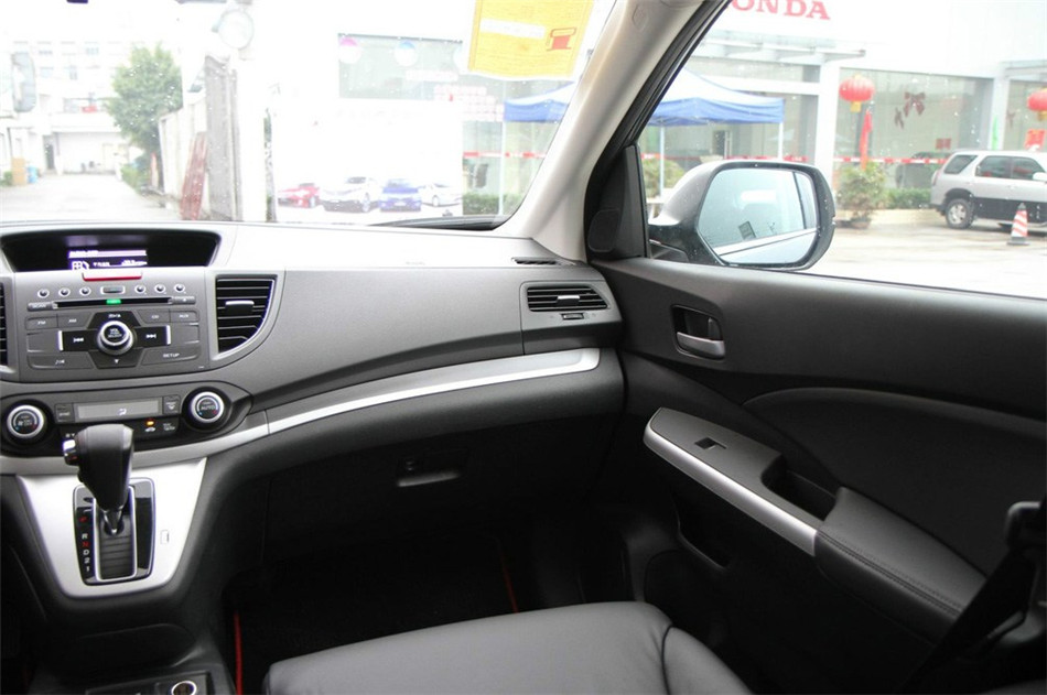 2012款CR-V 2.4L自动四驱豪华版VTi