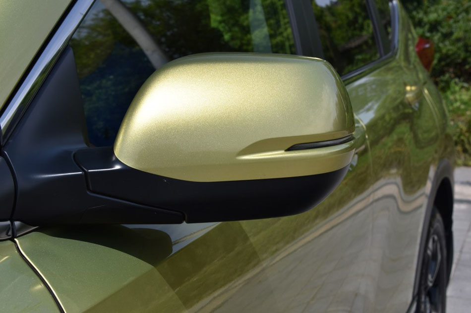 2017款 240TURBO 自动四驱尊耀版 细节