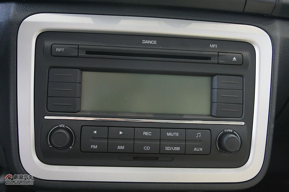 2011款晶锐1.6手动酷黑版