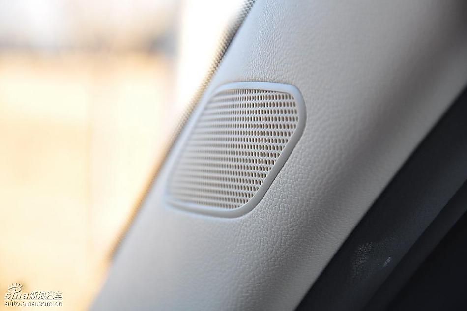 新浪试驾斯柯达Fabia晶锐内饰实拍图
