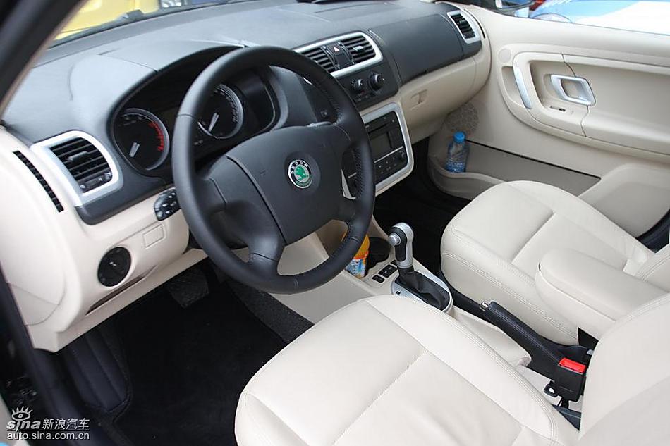 上海大众斯柯达Fabia晶锐内饰实拍