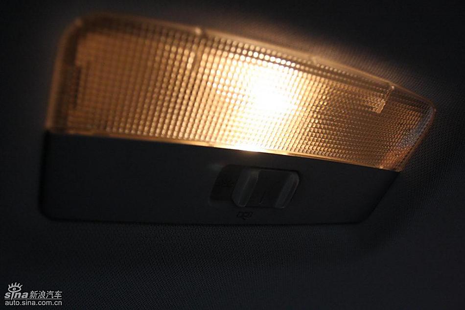 上海大众斯柯达Fabia晶锐内饰实拍