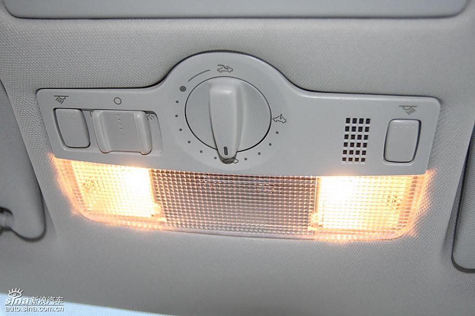 上海大众斯柯达Fabia晶锐内饰实拍