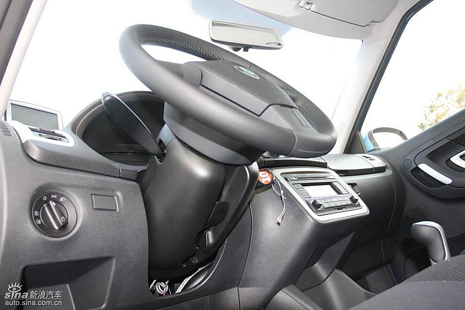 上海大众斯柯达Fabia晶锐内饰实拍