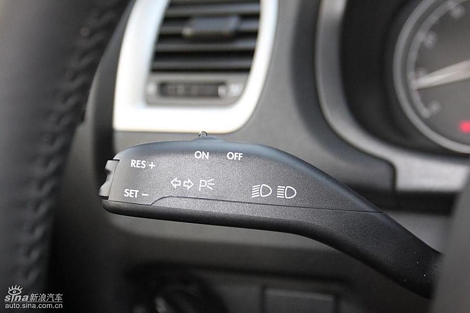 上海大众斯柯达Fabia晶锐内饰实拍