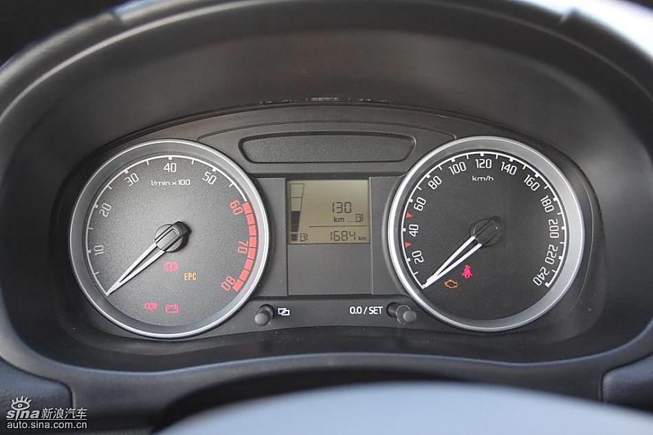 上海大众斯柯达Fabia晶锐内饰实拍