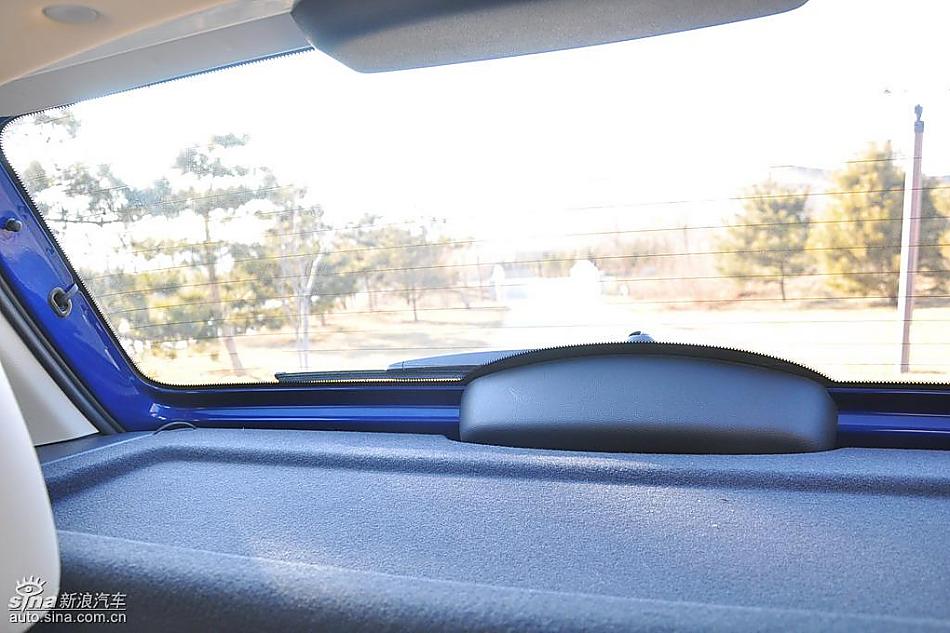 新浪试驾斯柯达Fabia晶锐内饰实拍图