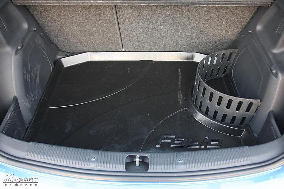 上海大众斯柯达Fabia晶锐内饰实拍