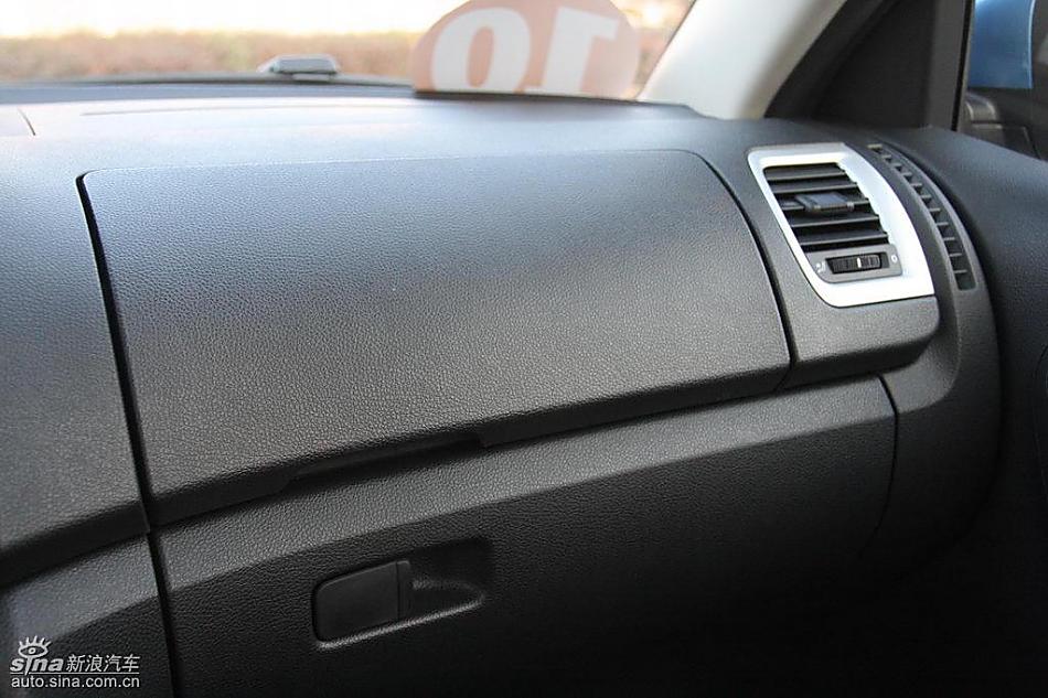 上海大众斯柯达Fabia晶锐内饰实拍