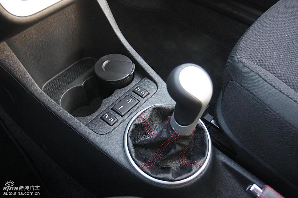 上海大众斯柯达Fabia晶锐内饰实拍