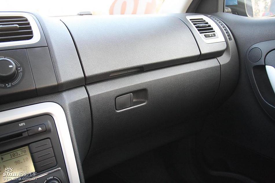 上海大众斯柯达Fabia晶锐内饰实拍