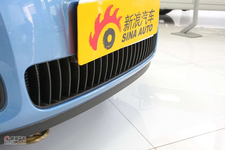 2011款晶锐1.6手动酷黑版