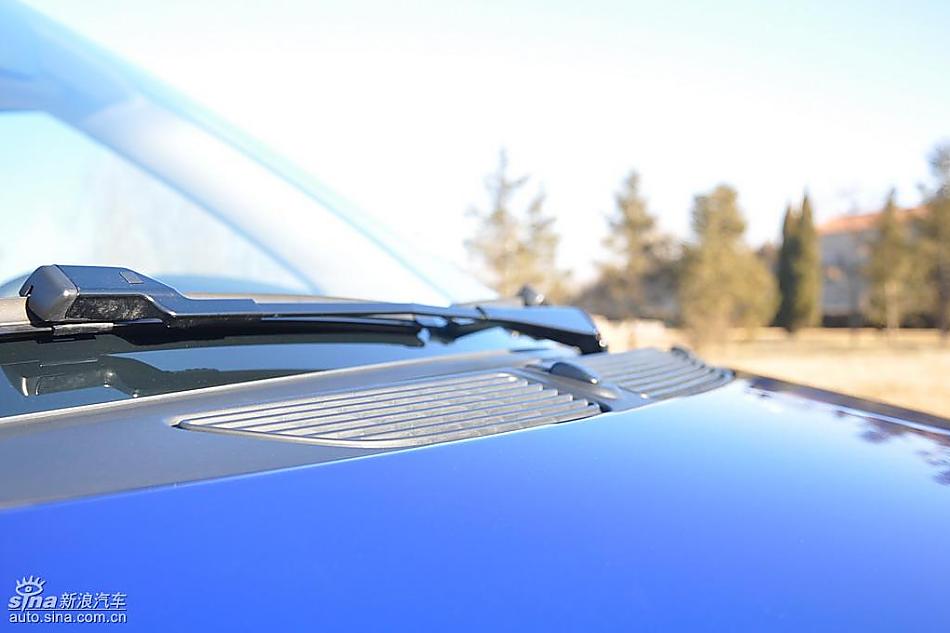 新浪试驾斯柯达Fabia晶锐外观实拍图