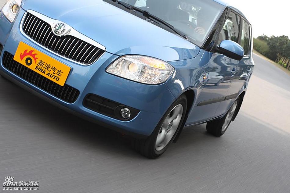 上海大众斯柯达Fabia晶锐试驾组图