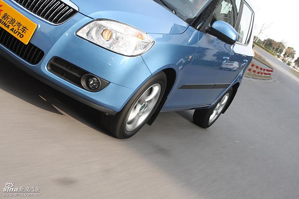 上海大众斯柯达Fabia晶锐试驾组图