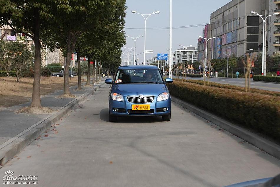 上海大众斯柯达Fabia晶锐试驾组图