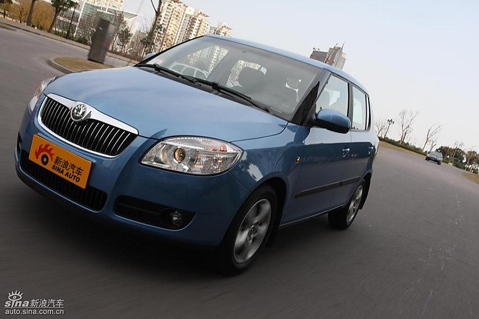 上海大众斯柯达Fabia晶锐试驾组图