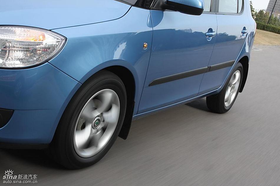 上海大众斯柯达Fabia晶锐试驾组图