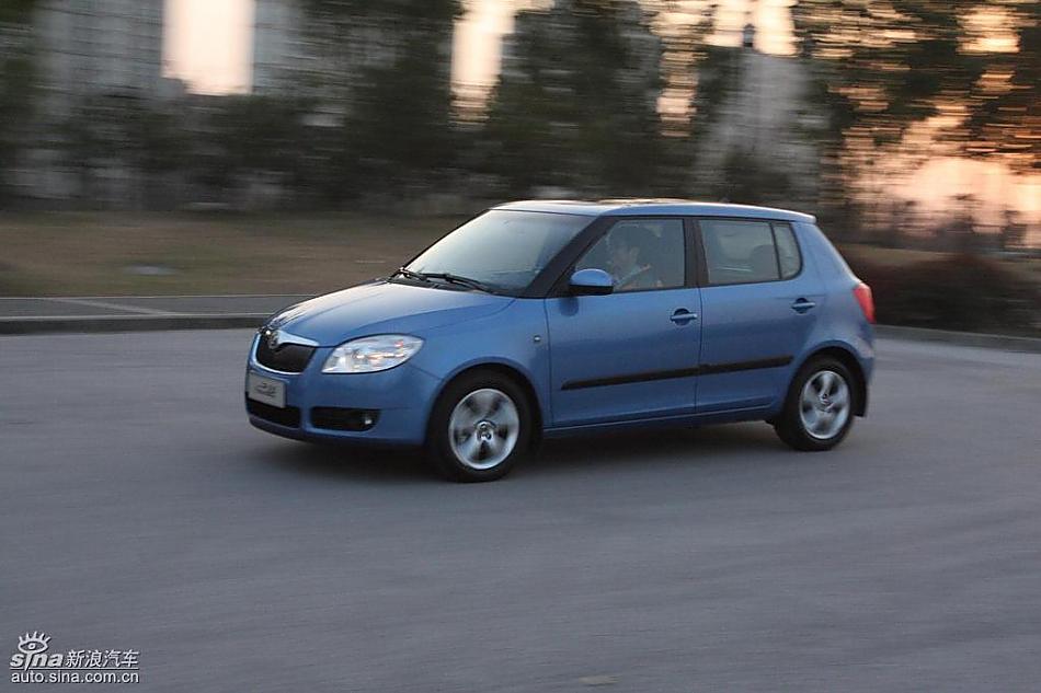 上海大众斯柯达Fabia晶锐试驾组图