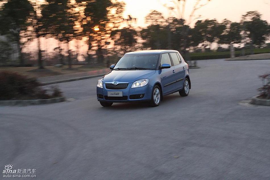 上海大众斯柯达Fabia晶锐试驾组图