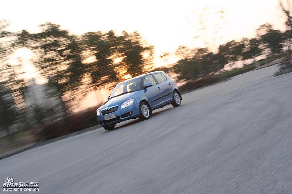 上海大众斯柯达Fabia晶锐试驾组图