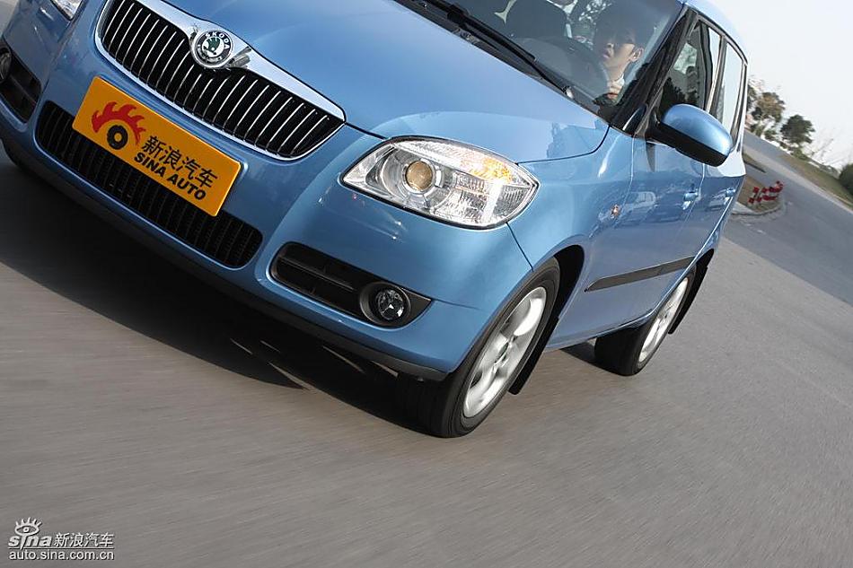 上海大众斯柯达Fabia晶锐试驾组图