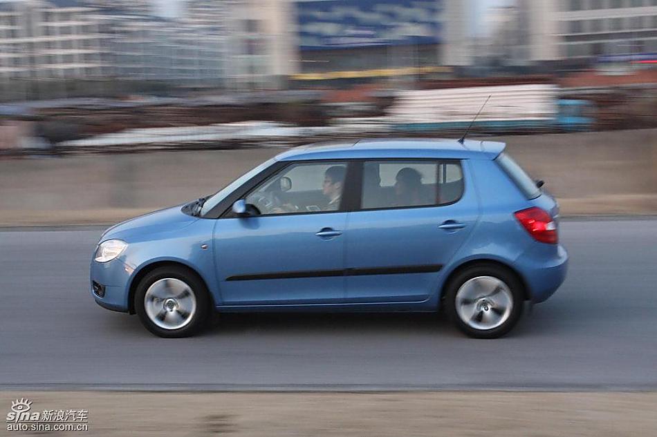 上海大众斯柯达Fabia晶锐试驾组图