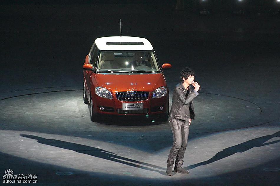 斯柯达Fabia晶锐上市现场表演