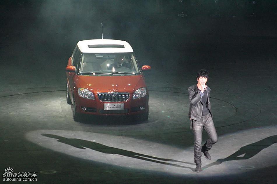 斯柯达Fabia晶锐上市现场表演