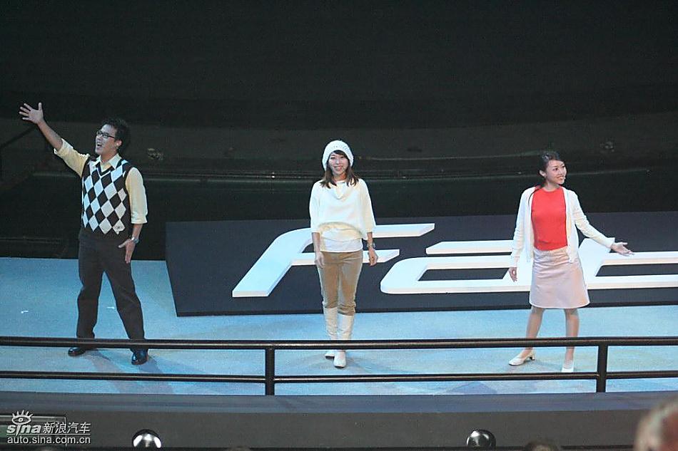 斯柯达Fabia晶锐上市现场表演