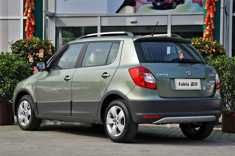 2012款 1.6L AT Scout 外观