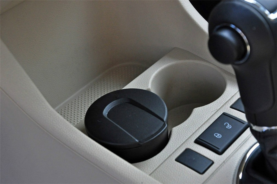 2012款 1.6L AT Scout 内饰