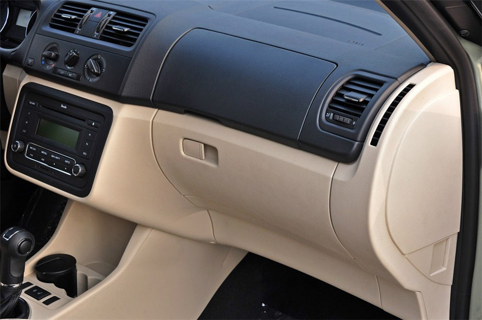 2012款 1.6L AT Scout 内饰