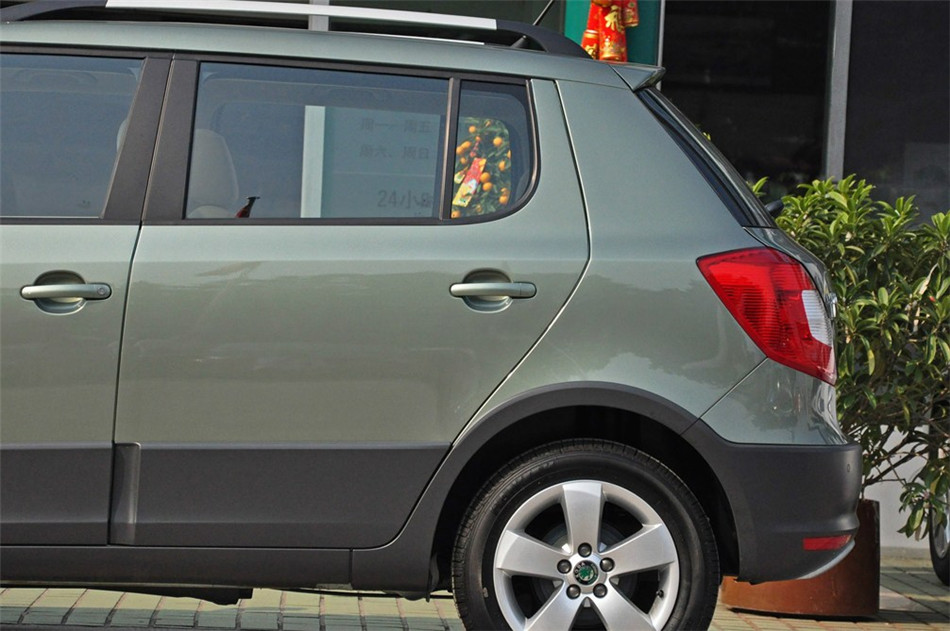 2012款 1.6L AT Scout 其他