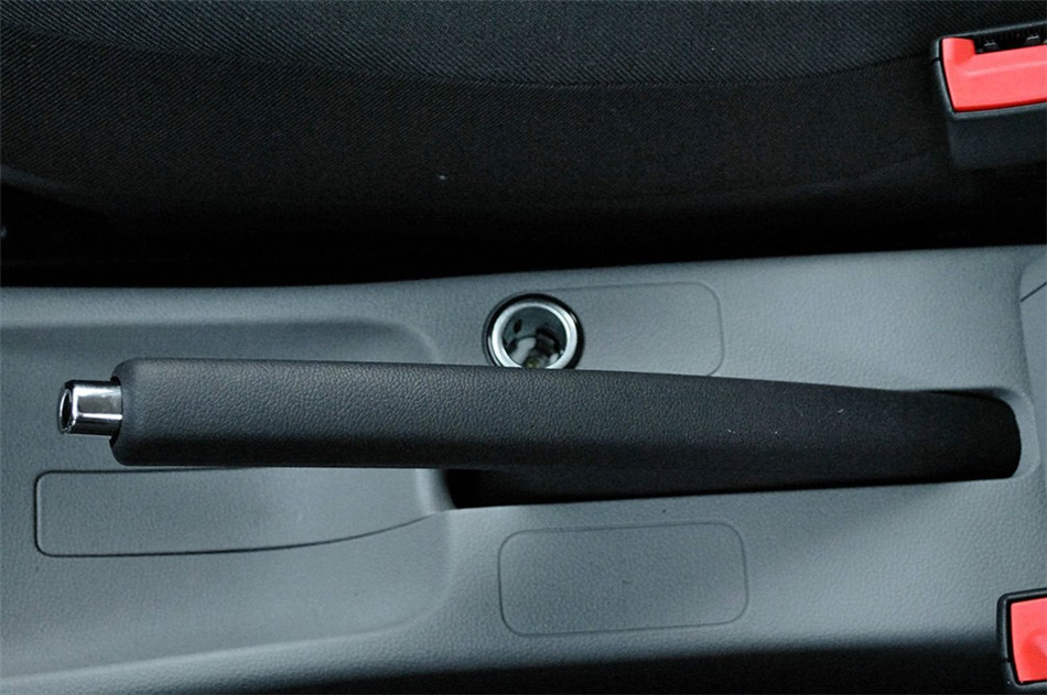 2012款 1.4L MT 晶灵版 座椅空间