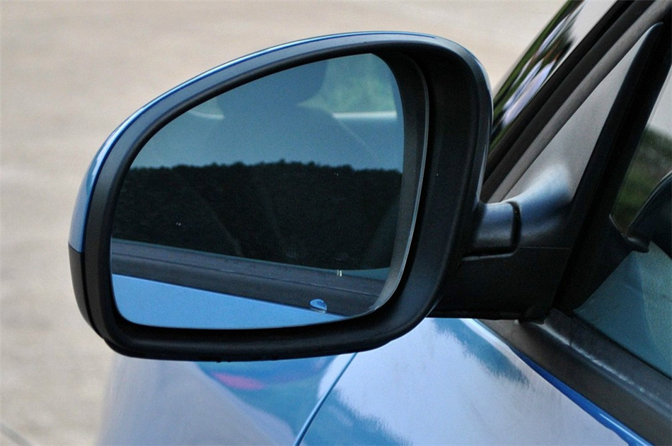 2012款 1.4L MT 晶灵版 其他