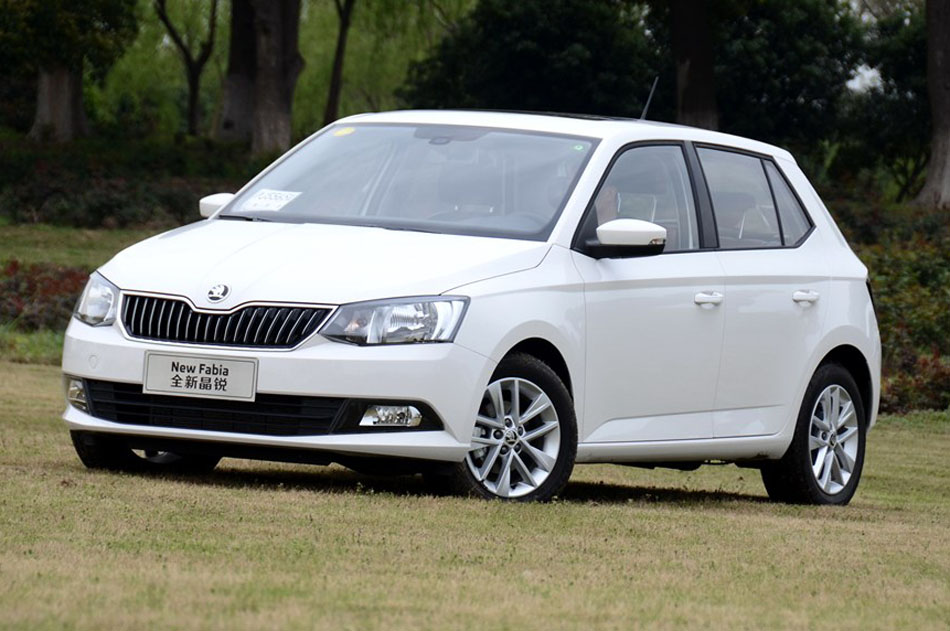 2015款 1.6L 自动智行版 外观