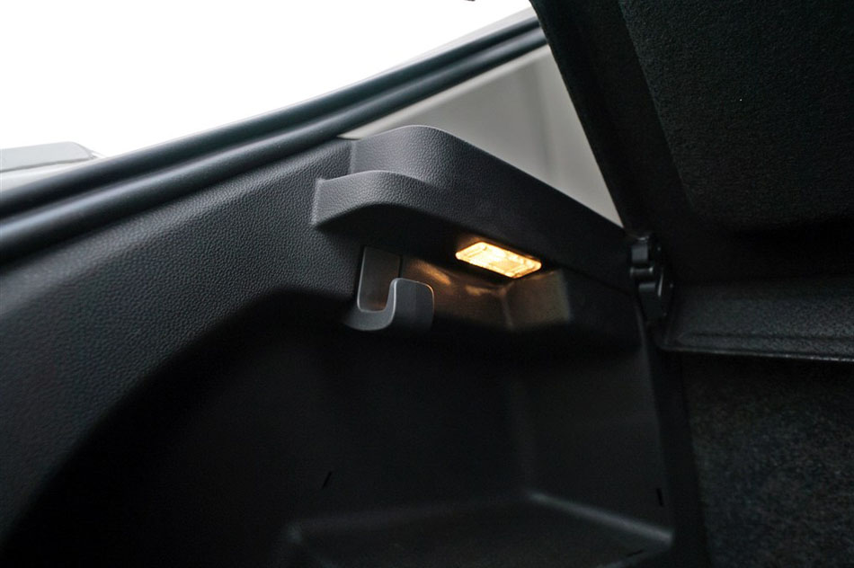 2015款 1.6L 自动智行版 座椅空间