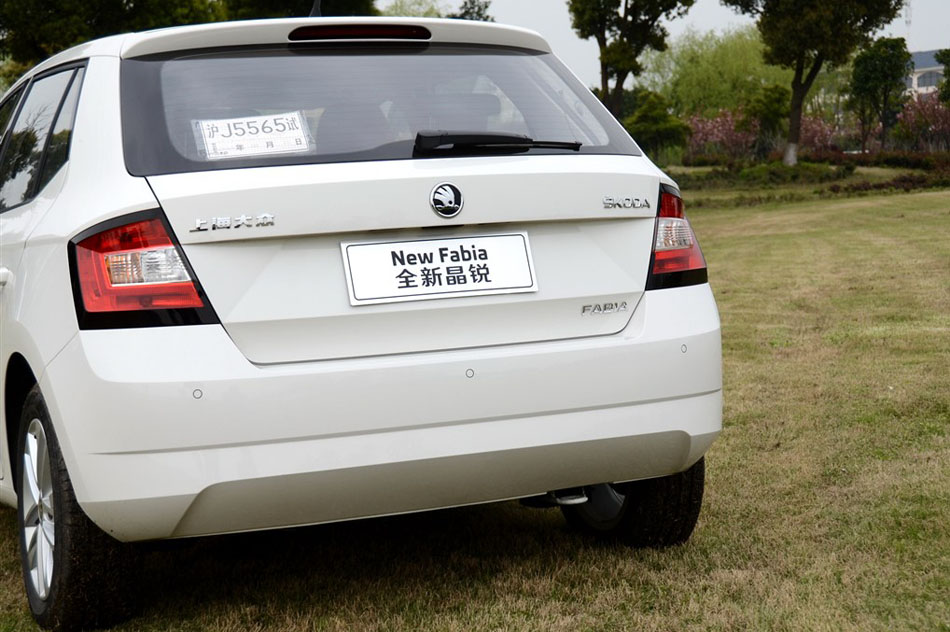 2015款 1.6L 自动智行版 细节