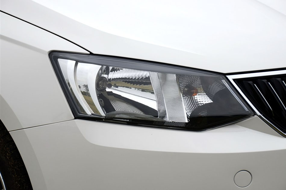 2015款 1.6L 自动智行版 细节