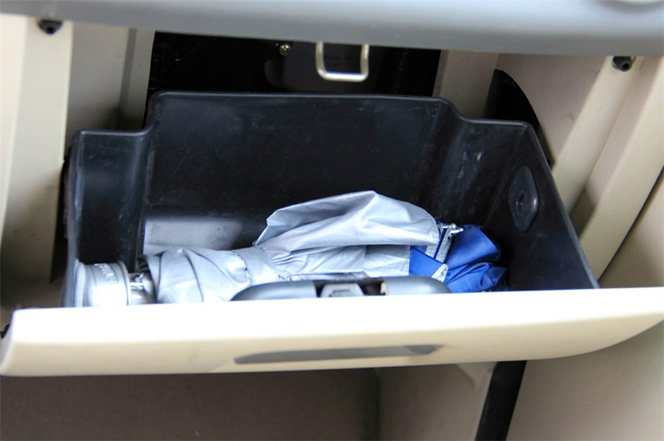 2011款众泰5008 1.3L 自动舒适型