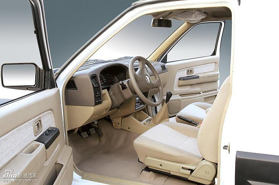 郑州日产帕拉骐车型资料图