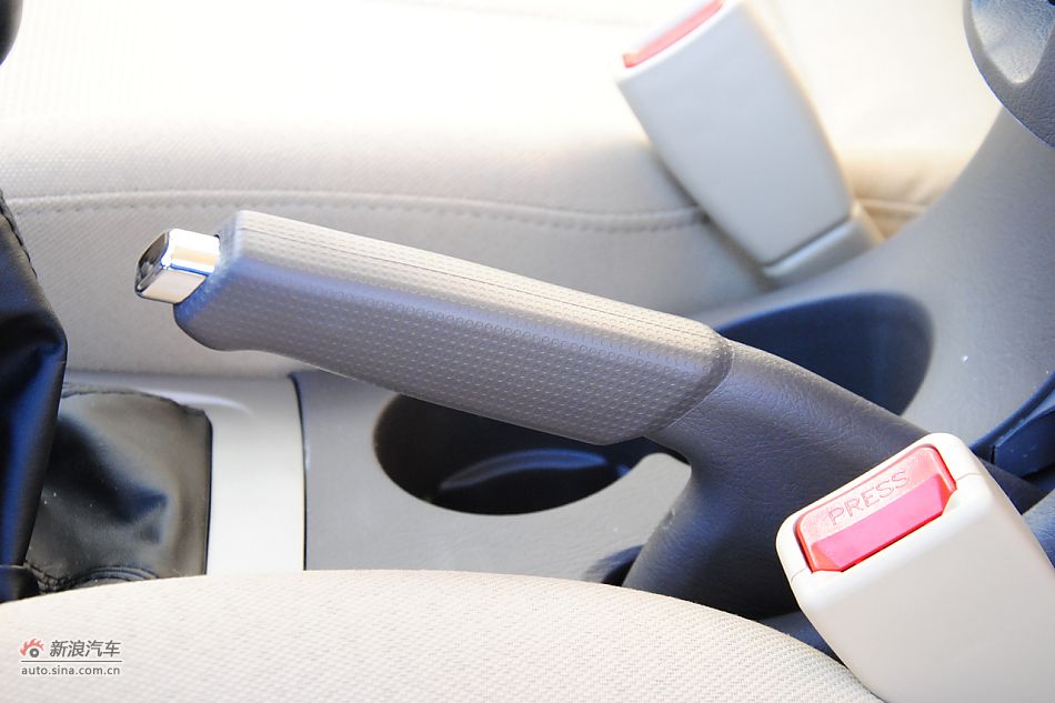 2011款伊兰特到店高清实拍