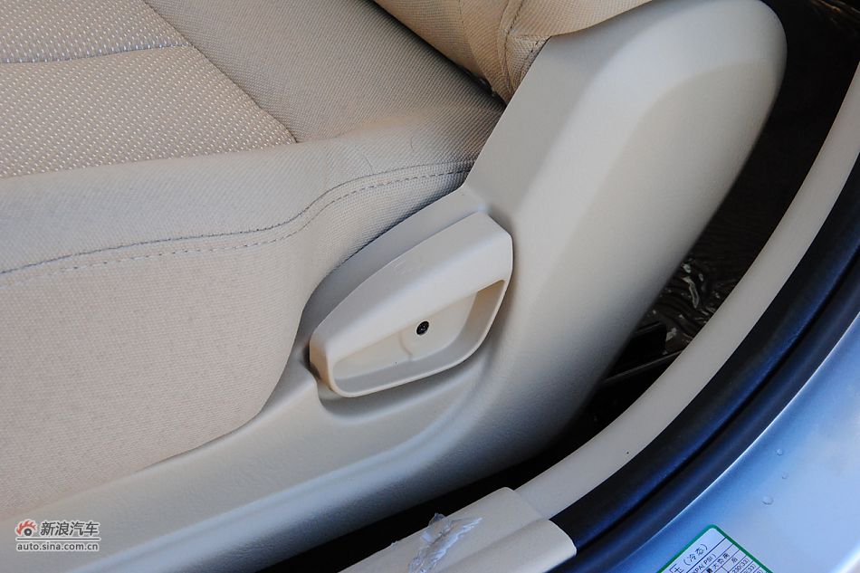 2011款伊兰特到店高清实拍