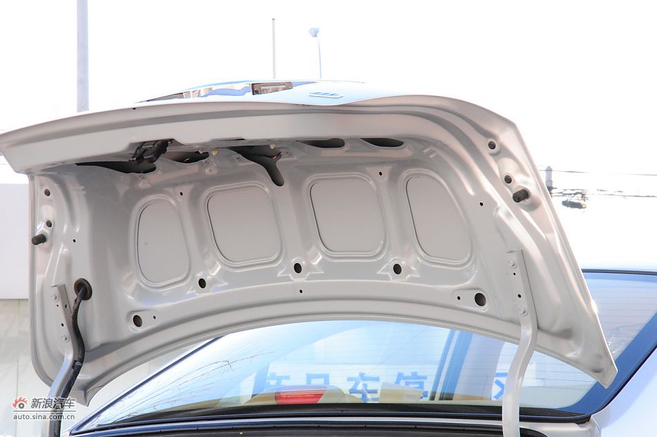 2011款伊兰特到店高清实拍