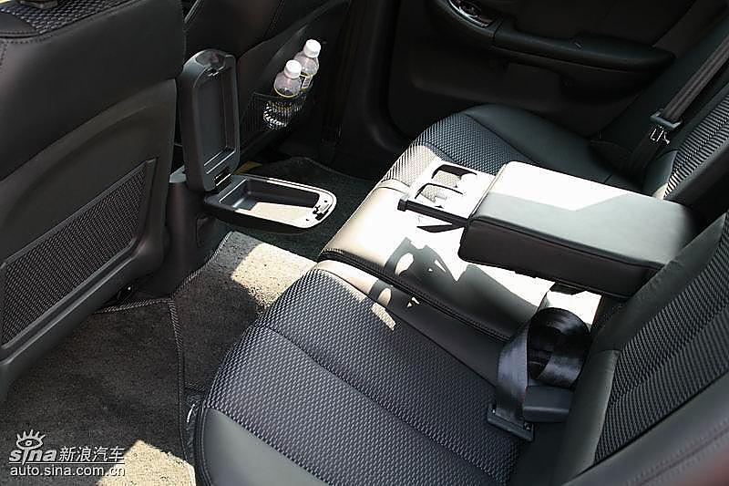 伊兰特Sports内饰