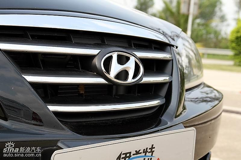 伊兰特Sports外观